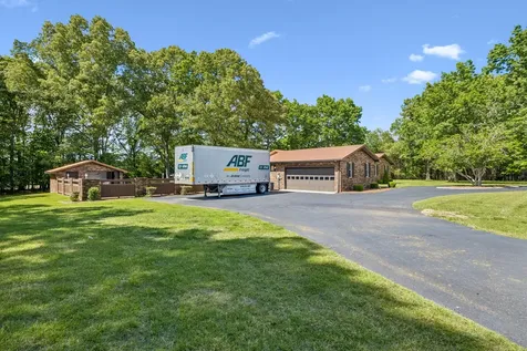 755 Utsi Road Estill Springs TN 37330