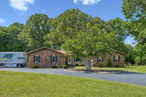 755 Utsi Road Estill Springs TN 37330