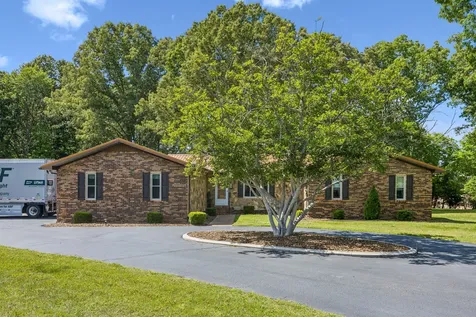 755 Utsi Road Estill Springs TN 37330