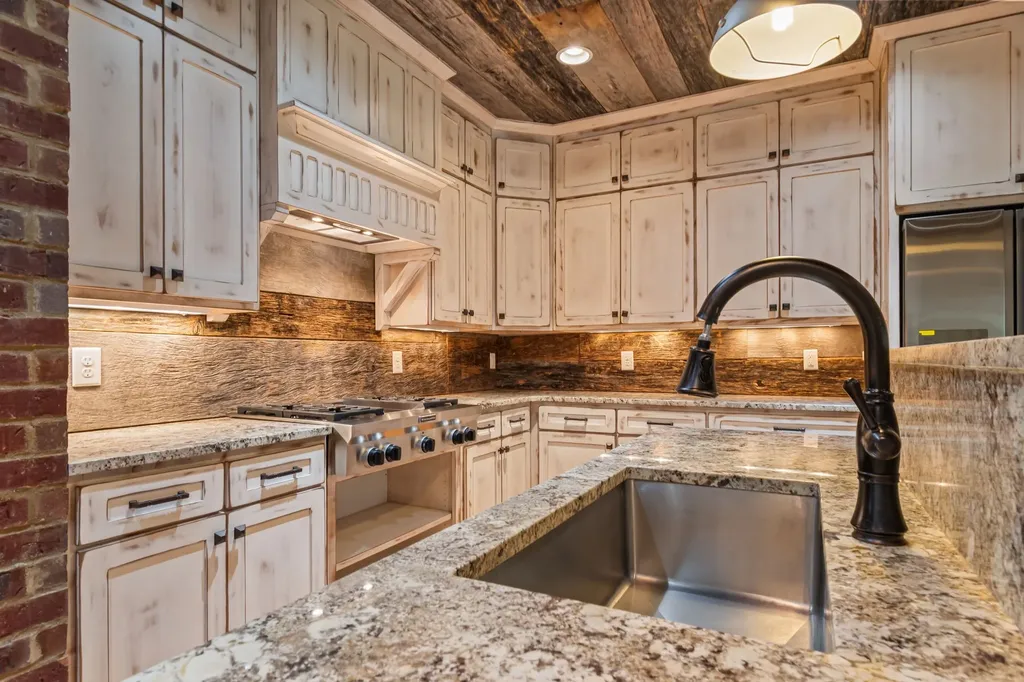 1000 Garner Hall Lane Franklin TN 37064