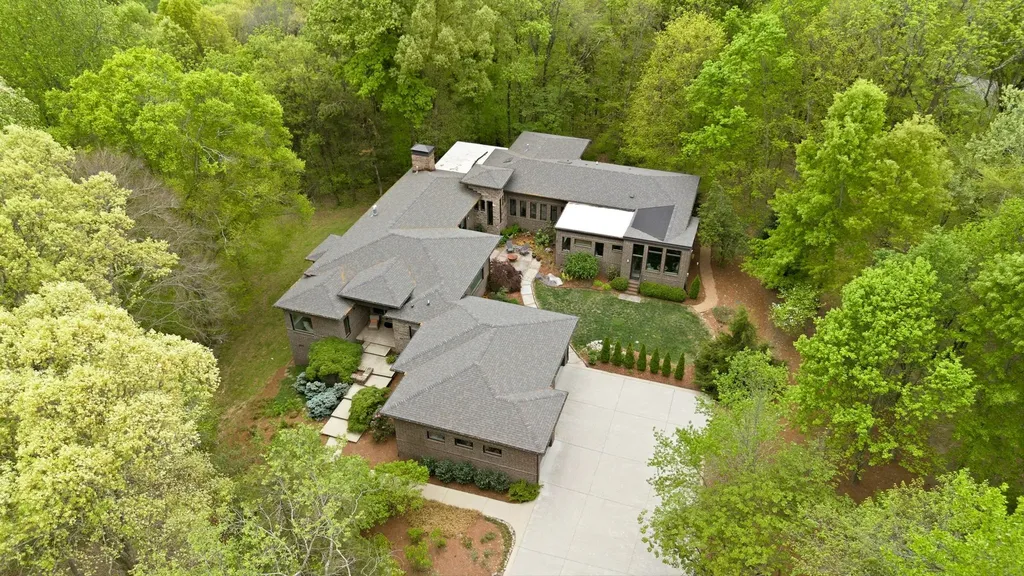 1249 Saddle Springs Drive Thompsons Station TN 37179