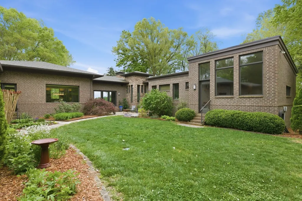 1249 Saddle Springs Drive Thompsons Station TN 37179