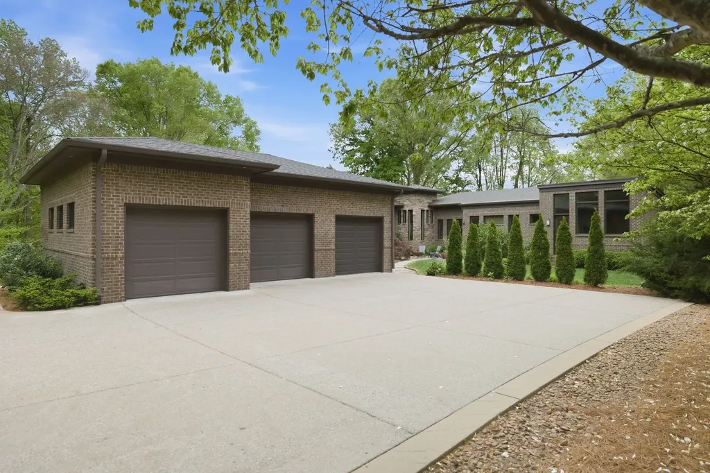 1249 Saddle Springs Drive Thompsons Station TN 37179