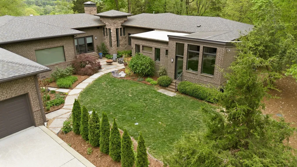 1249 Saddle Springs Drive Thompsons Station TN 37179
