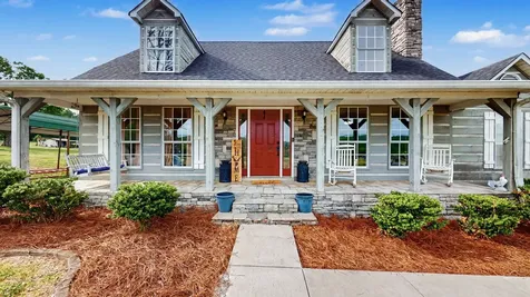 886 Chicken Road Lebanon TN 37090