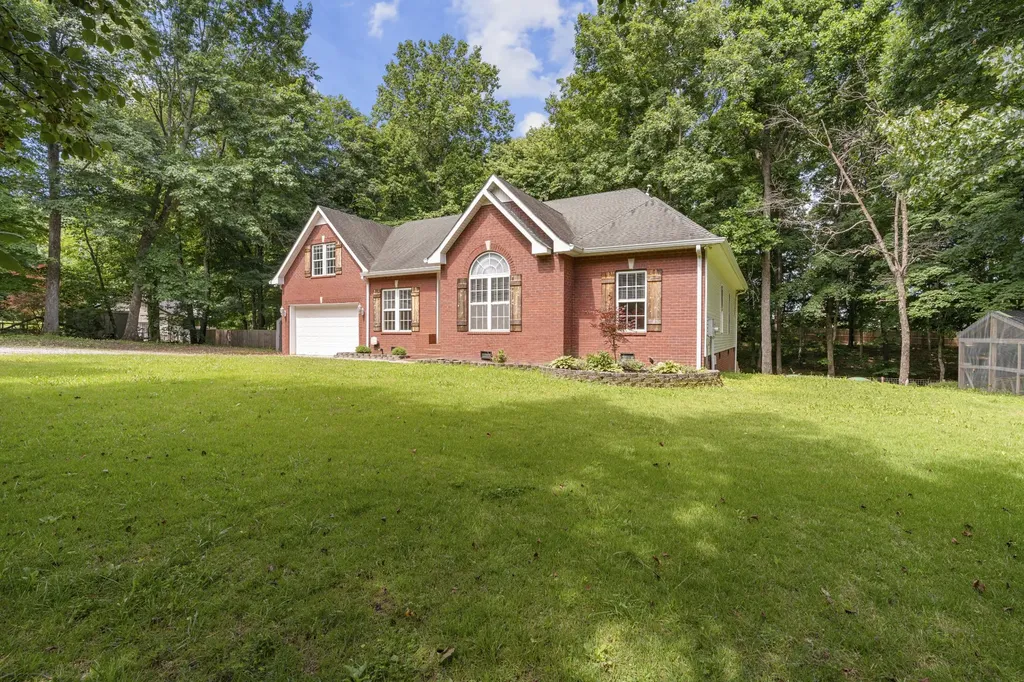 7339 Chowning Road Springfield TN 37172