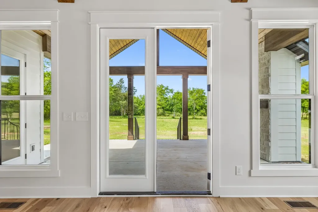 2428 River Road Murfreesboro TN 37129