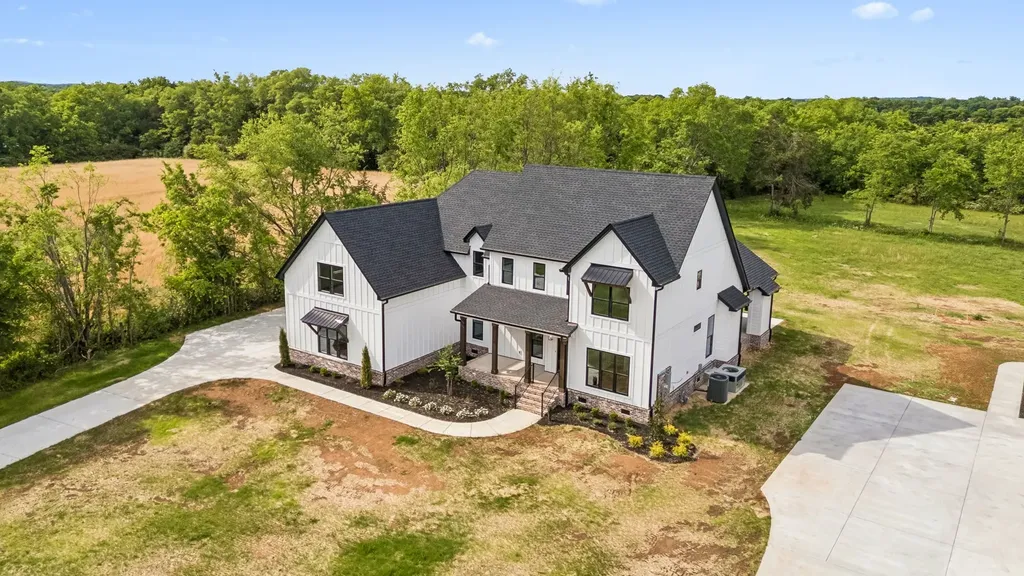 2428 River Road Murfreesboro TN 37129