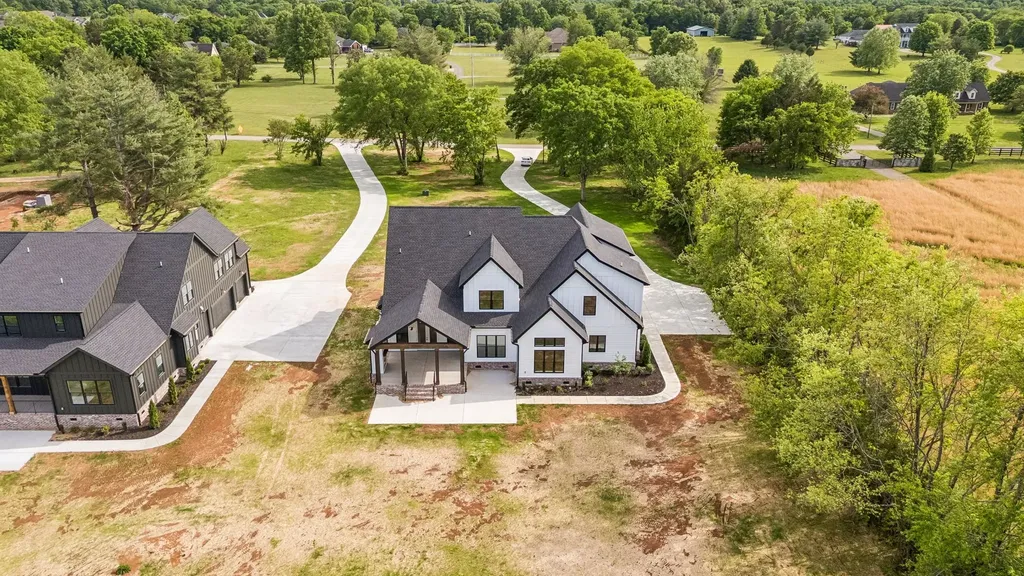 2428 River Road Murfreesboro TN 37129