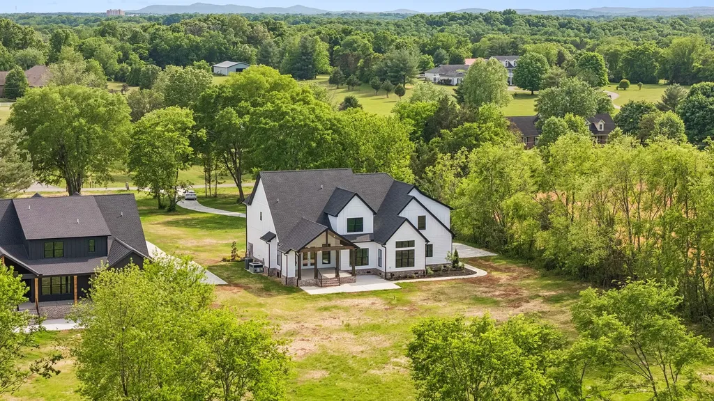 2428 River Road Murfreesboro TN 37129