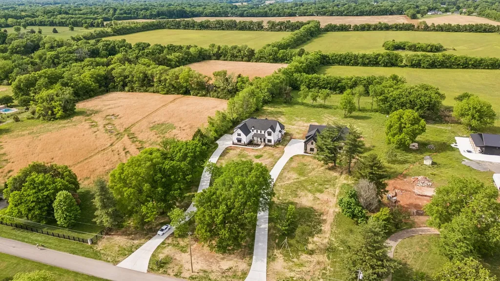 2428 River Road Murfreesboro TN 37129
