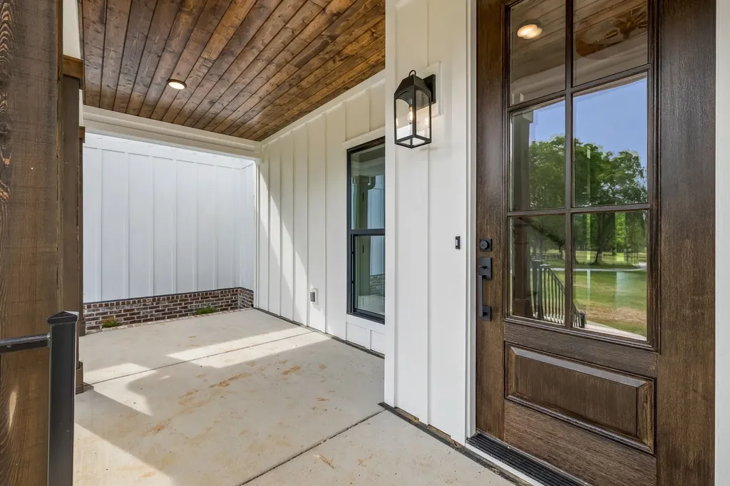 2428 River Road Murfreesboro TN 37129
