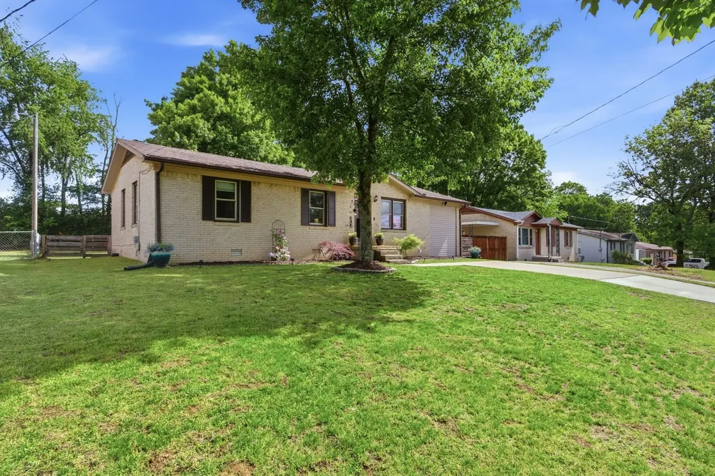 617 Mclemore Avenue Spring Hill TN 37174