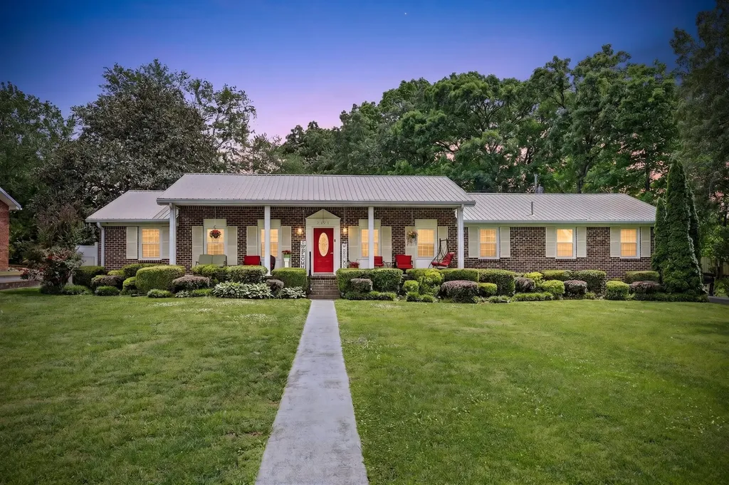 1107 Wilson Avenue Tullahoma TN 37388