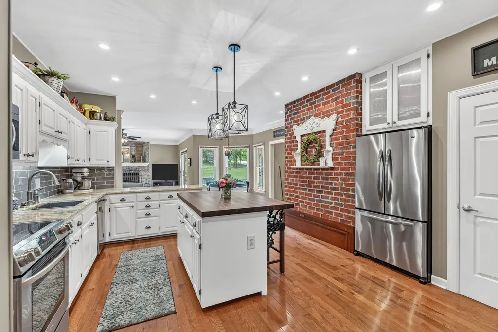 5087 Saddleview Drive Franklin TN 37067
