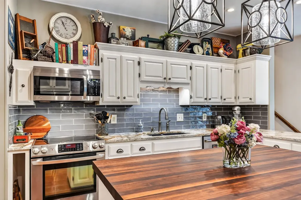 5087 Saddleview Drive Franklin TN 37067