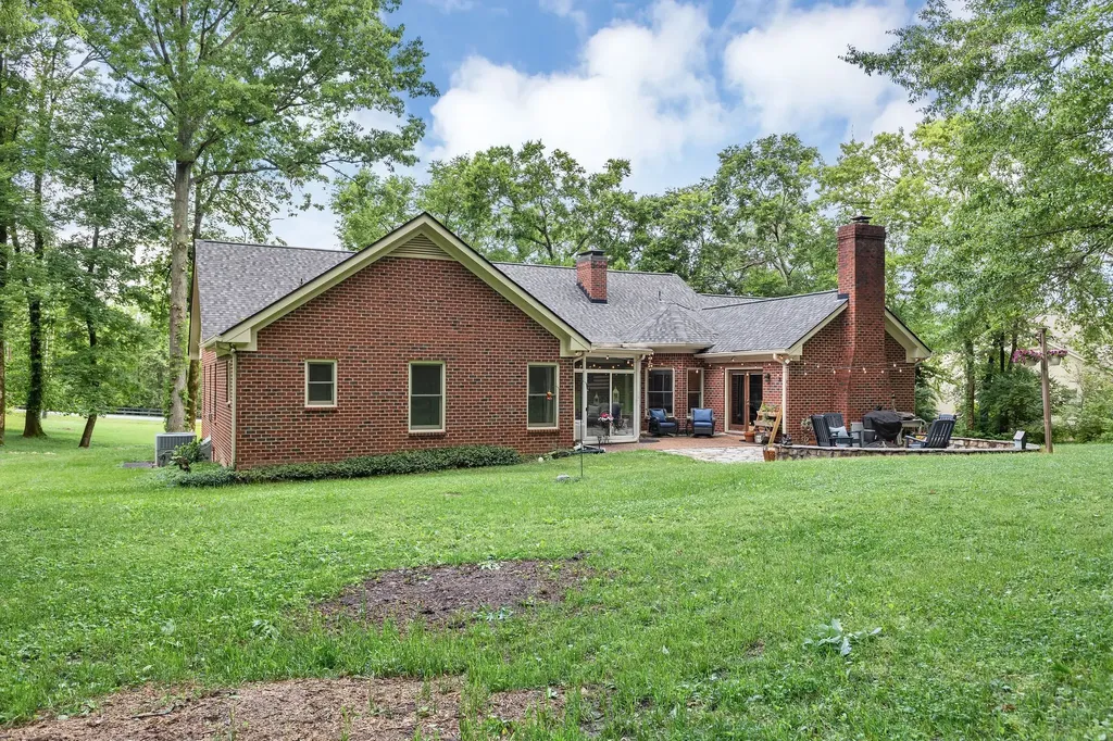 5087 Saddleview Drive Franklin TN 37067