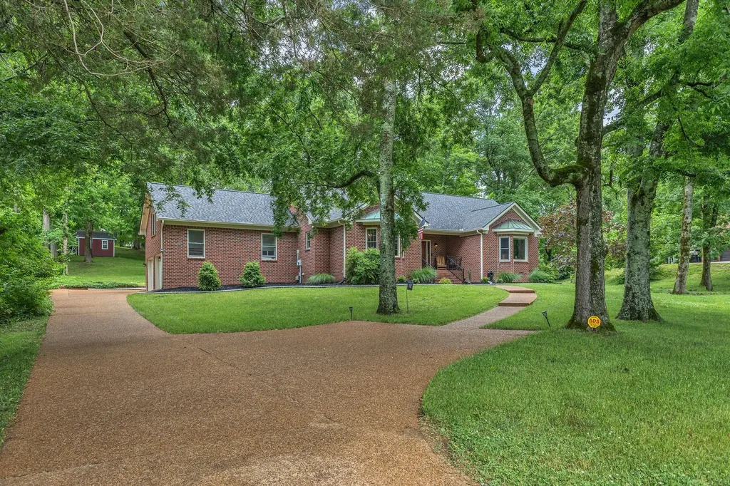 5087 Saddleview Drive Franklin TN 37067