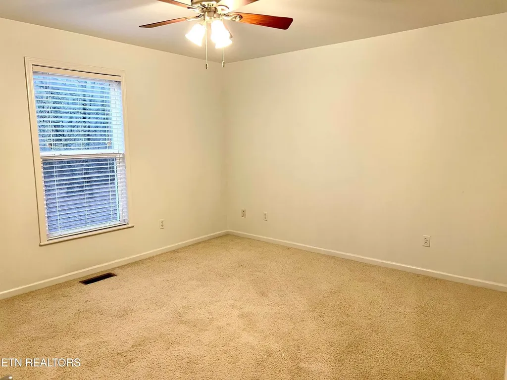 329 Hilltop Drive Crossville TN 38555