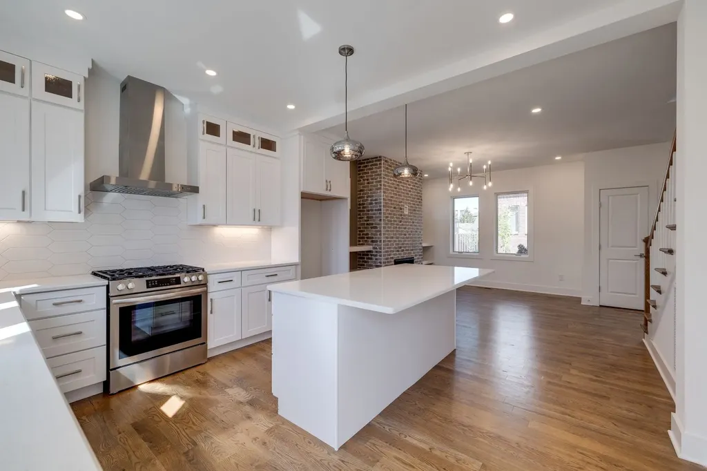 1711 5th Ave, N Nashville TN 37208