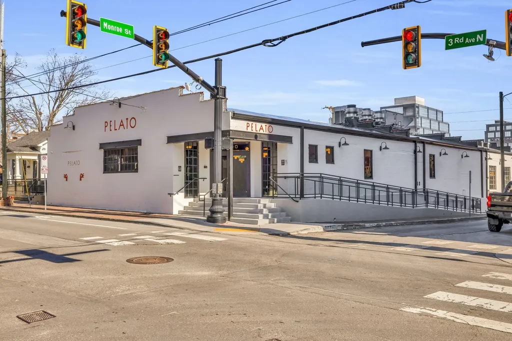 1711 5th Ave, N Nashville TN 37208
