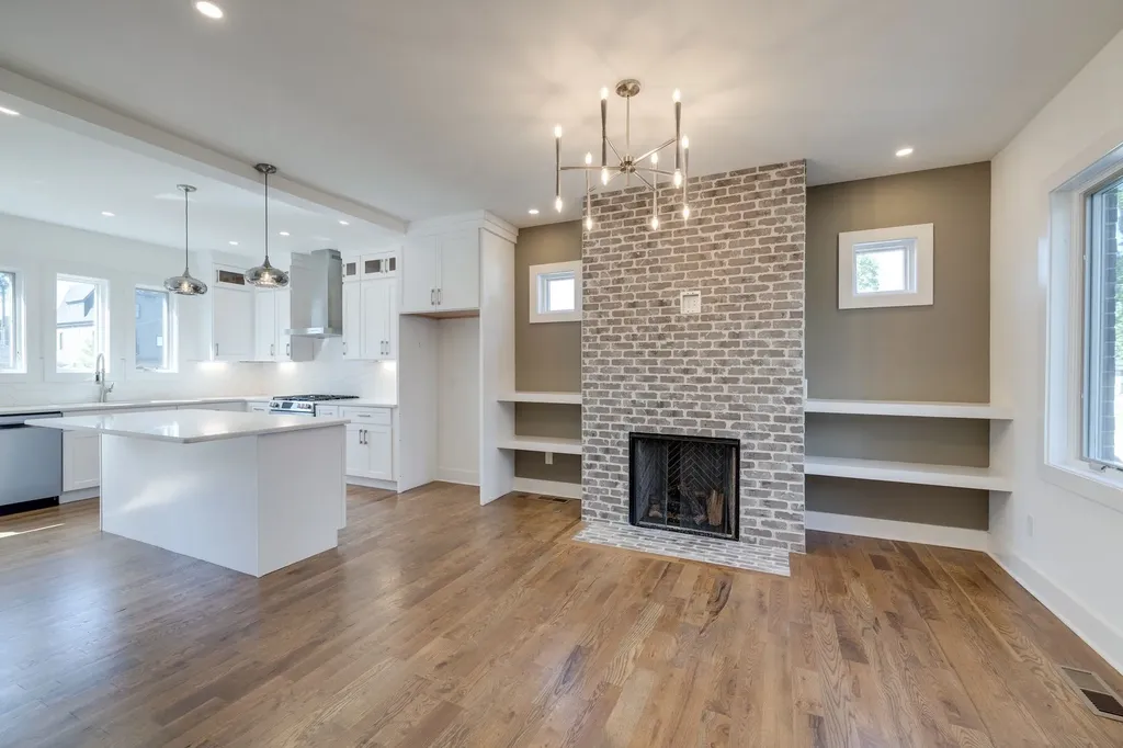 1711 5th Ave, N Nashville TN 37208