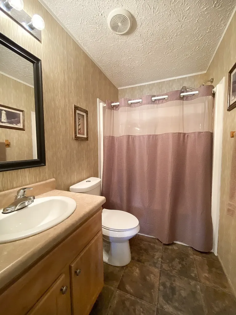 1260 Toy Denny Road Bradyville TN 37026