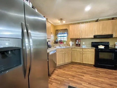 1260 Toy Denny Road Bradyville TN 37026