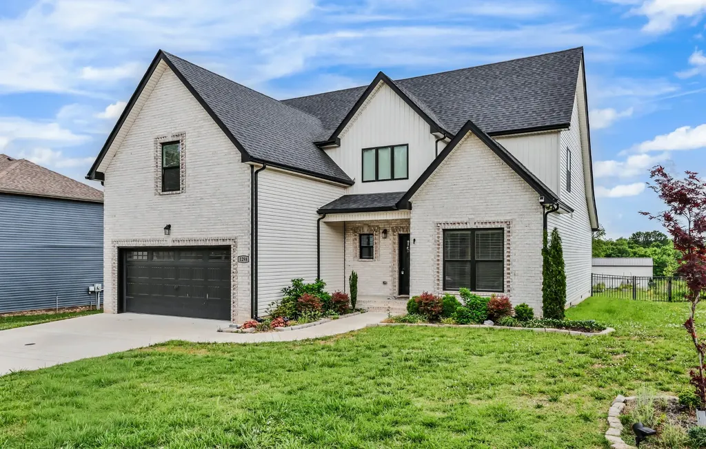1298 Highgrove Lane Clarksville TN 37043