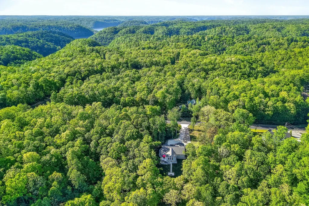 567 Riverwatch Trace Sparta TN 38583