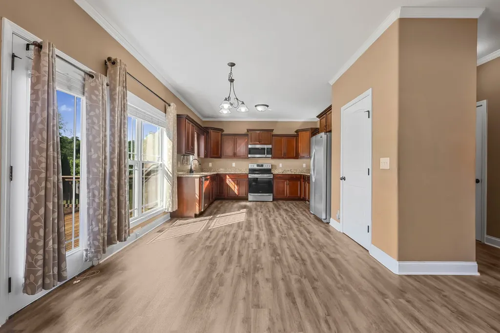 995 Terraceside Circle Clarksville TN 37040