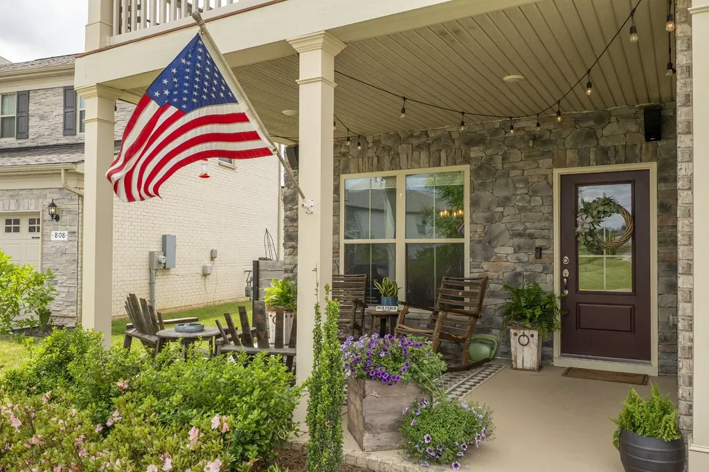 806 Chalkstone Lane Mount Juliet TN 37122
