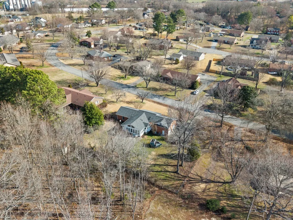 127 Sam Davis Drive Springfield TN 37172