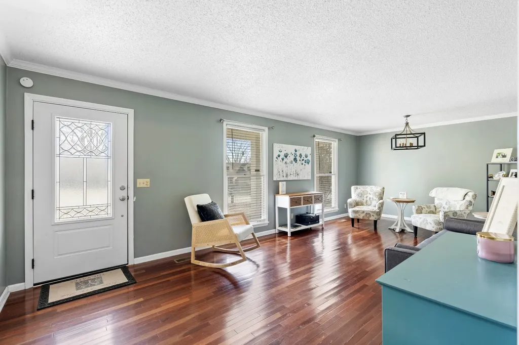 127 Sam Davis Drive Springfield TN 37172