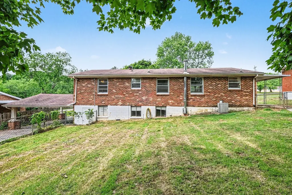 246 Sterling Road Hendersonville TN 37075