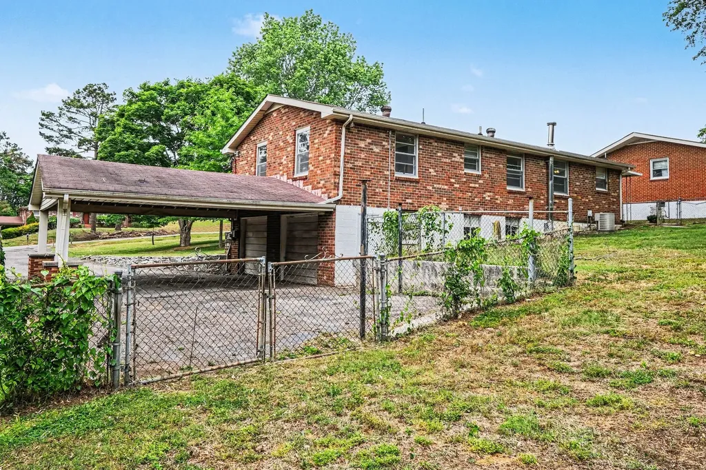 246 Sterling Road Hendersonville TN 37075