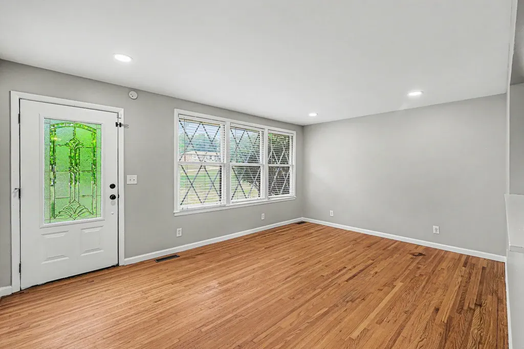 246 Sterling Road Hendersonville TN 37075