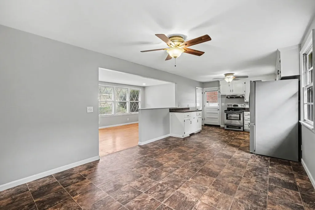 246 Sterling Road Hendersonville TN 37075