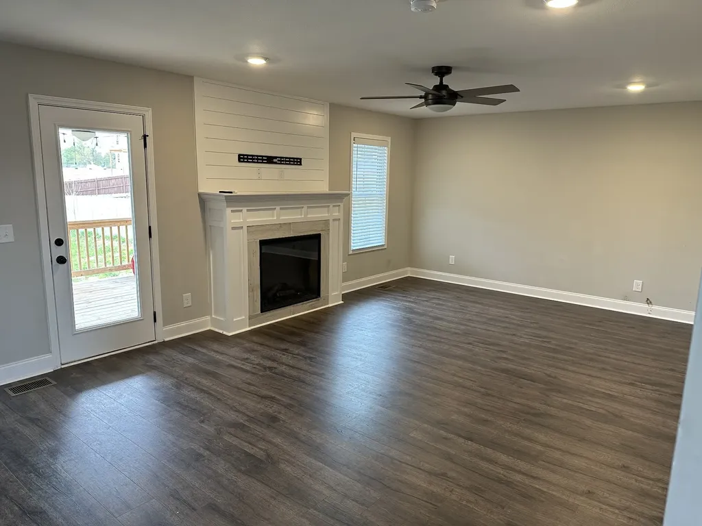 1281 Bailywick Drive Clarksville TN 37042
