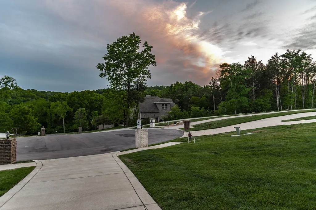 1020 Morchella Private Way Hendersonville TN 37075