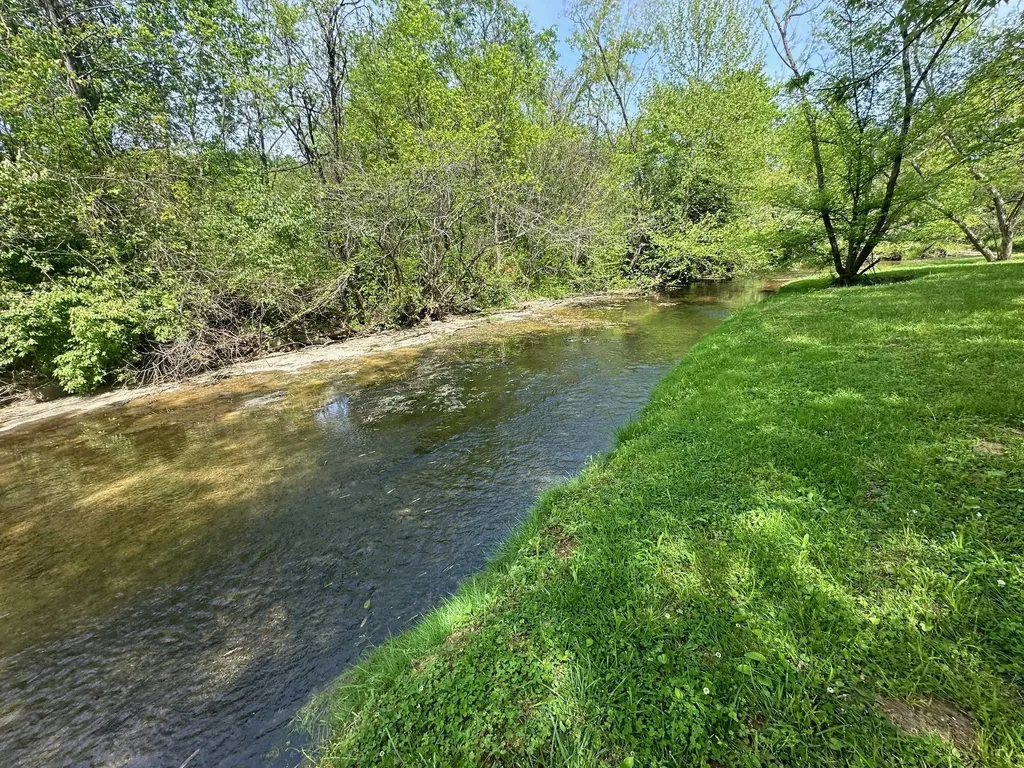 1014 Creekside Drive Goodlettsville TN 37072
