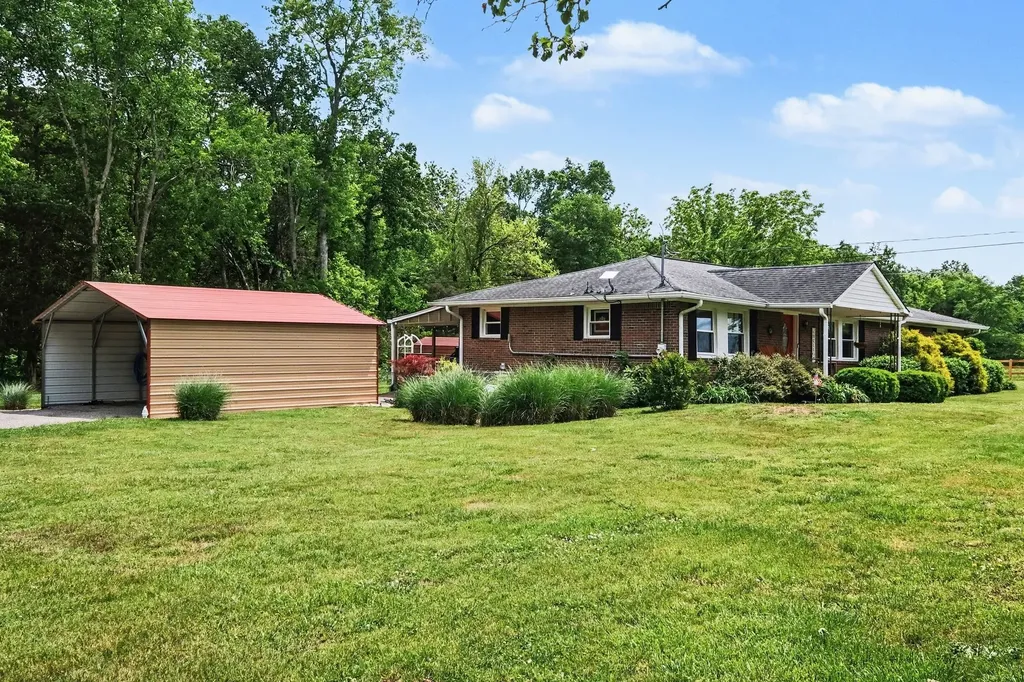 1149 Miller Road Lewisburg TN 37091