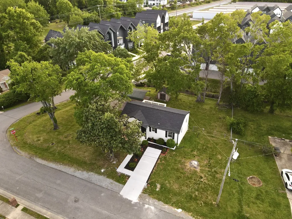 126 Donelsonwood Drive Nashville TN 37214