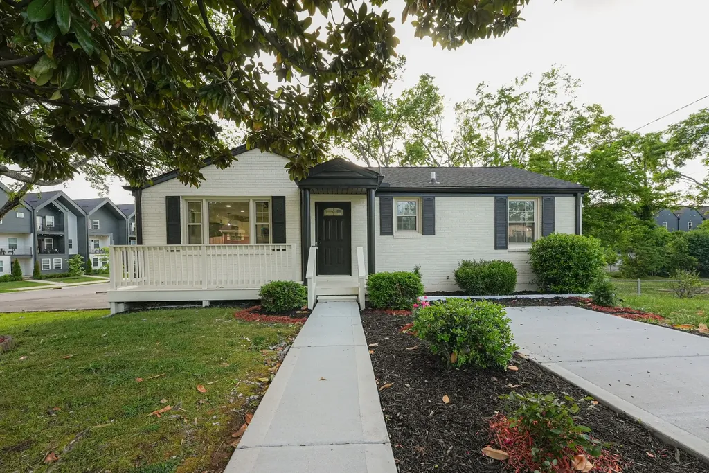 126 Donelsonwood Drive Nashville TN 37214