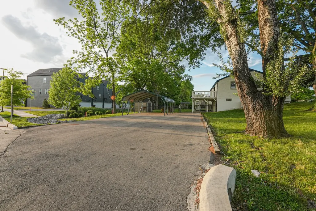 126 Donelsonwood Drive Nashville TN 37214