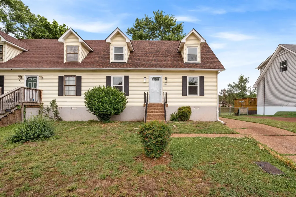 1920 Meadow Cliff Drive Nashville TN 37210