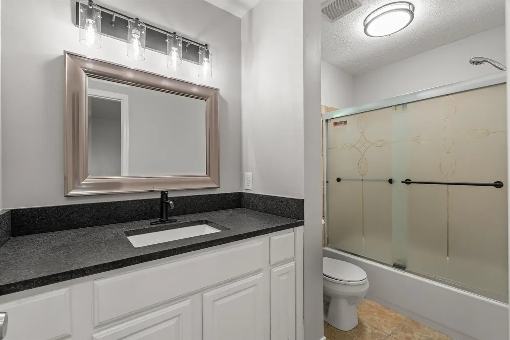 1920 Meadow Cliff Drive Nashville TN 37210