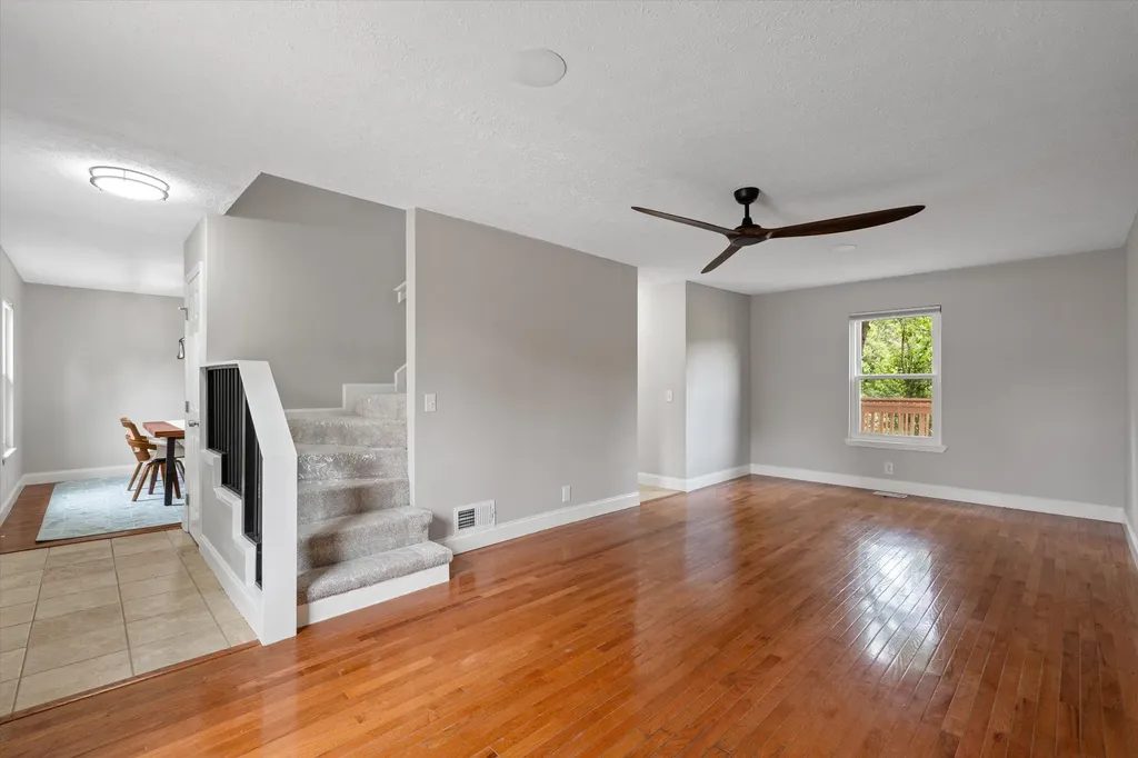 1920 Meadow Cliff Drive Nashville TN 37210