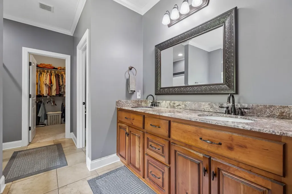 145 Airport Court Waverly TN 37185
