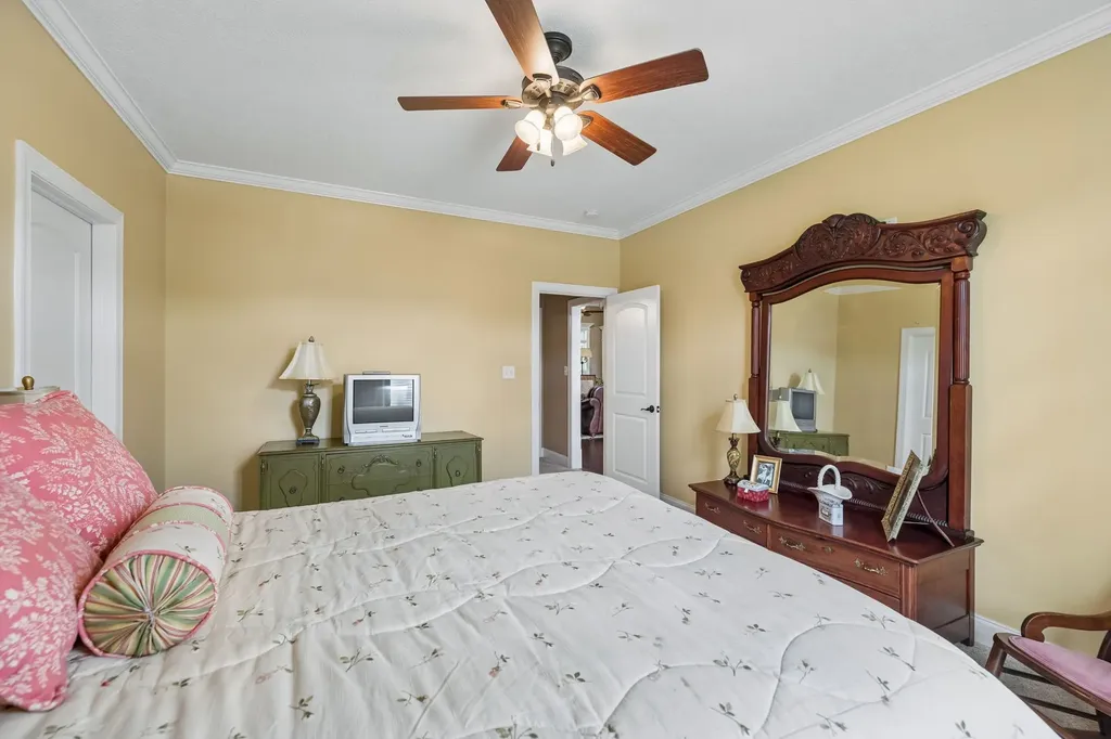145 Airport Court Waverly TN 37185